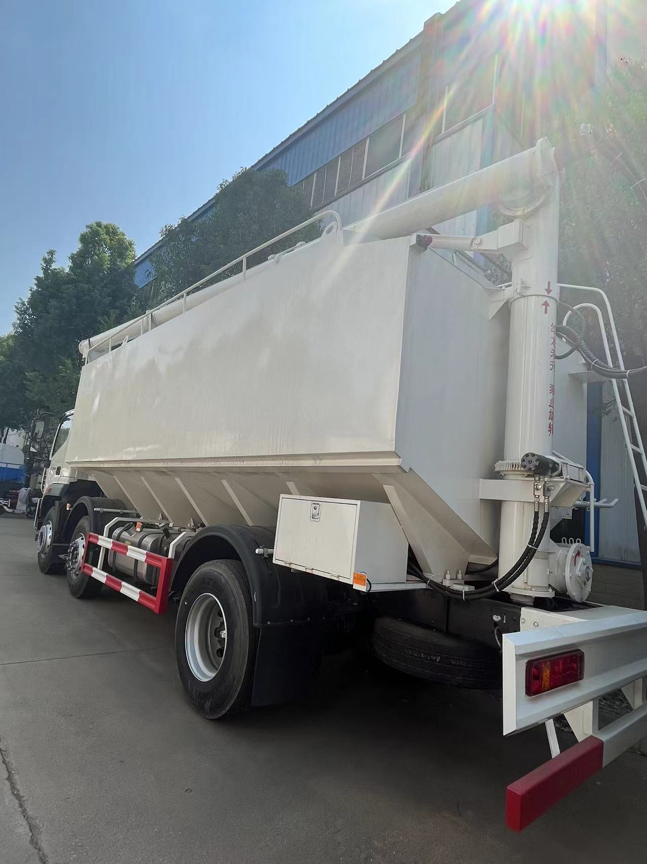 ��������r���I(l��ng)��30��ɢ�b����\ݔ܇